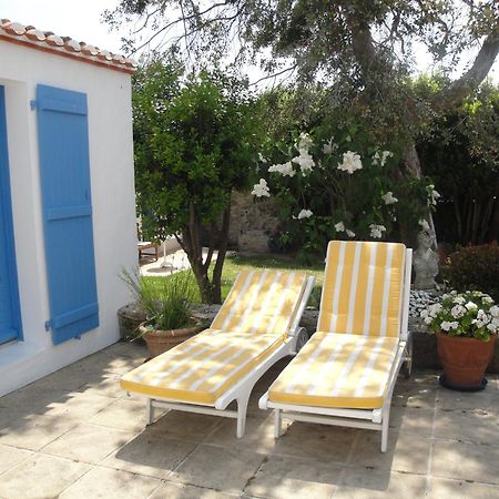 Le Buzet Bleu Bed & Breakfast Noirmoutier-en-l'Ile Bagian luar foto
