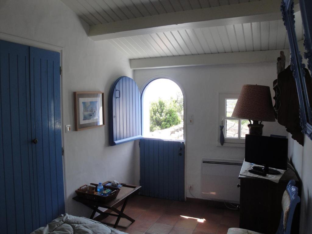 Le Buzet Bleu Bed & Breakfast Noirmoutier-en-l'Ile Bagian luar foto